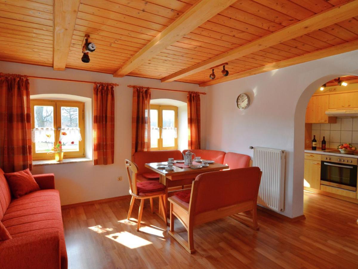 Lovely Holiday Home In Viechtach Near The Forest ภายนอก รูปภาพ